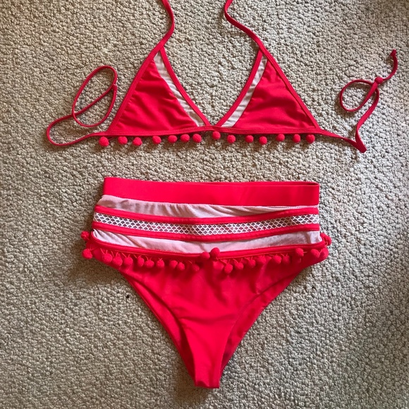 Tularosa Red Swim- XS top, S bottoms - Picture 8 of 15